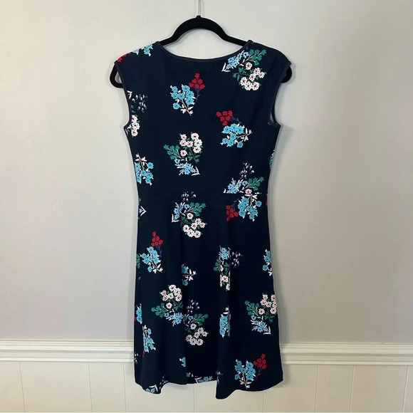 Draper James Women’s Sleeveless Dark Blue Navy Floral Slip-On Dress Size XS GUC - Picture 9 of 9